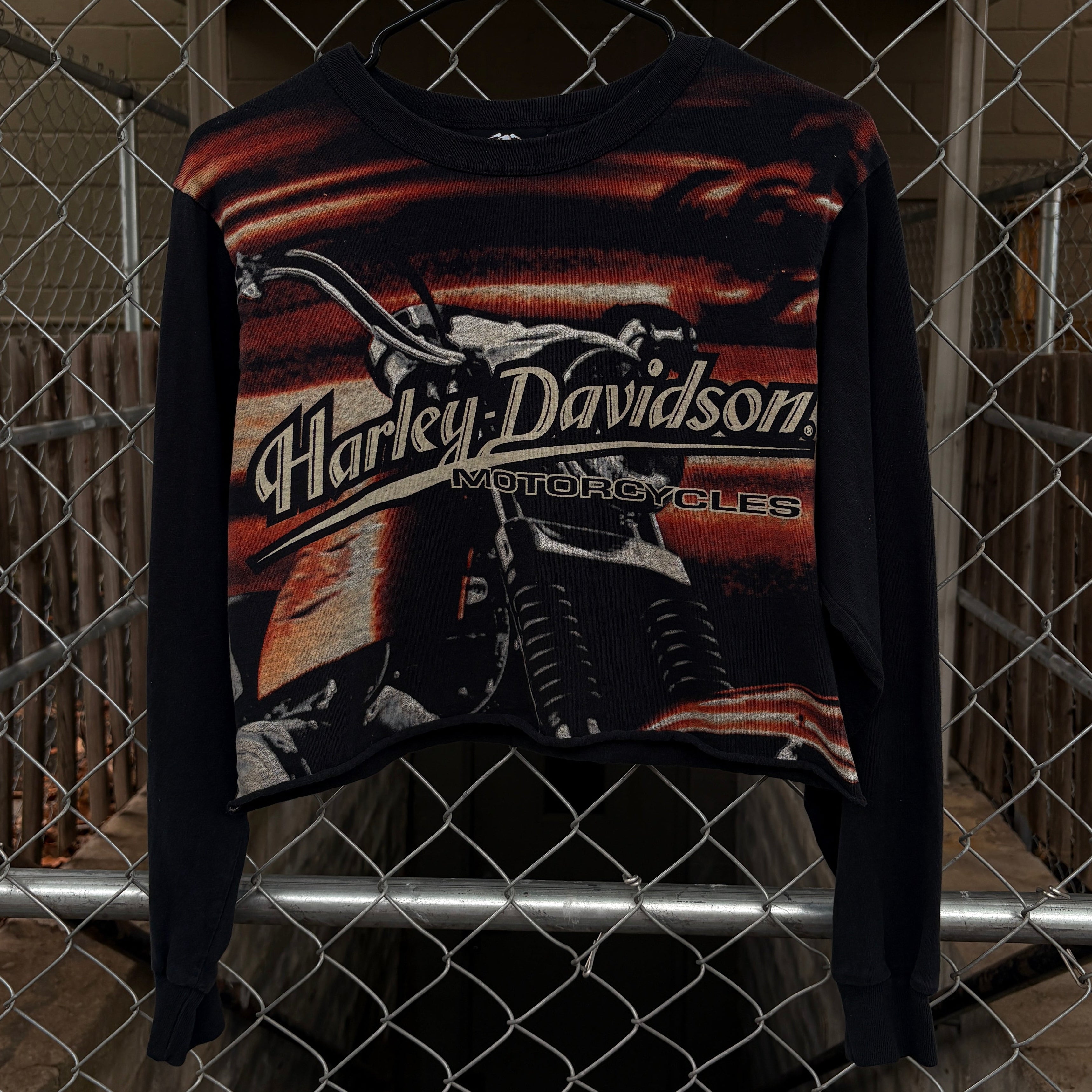 CROPPED LS