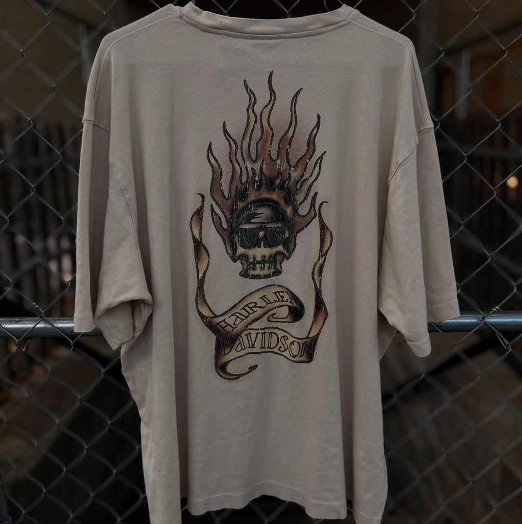 FLAMING SKULL tee