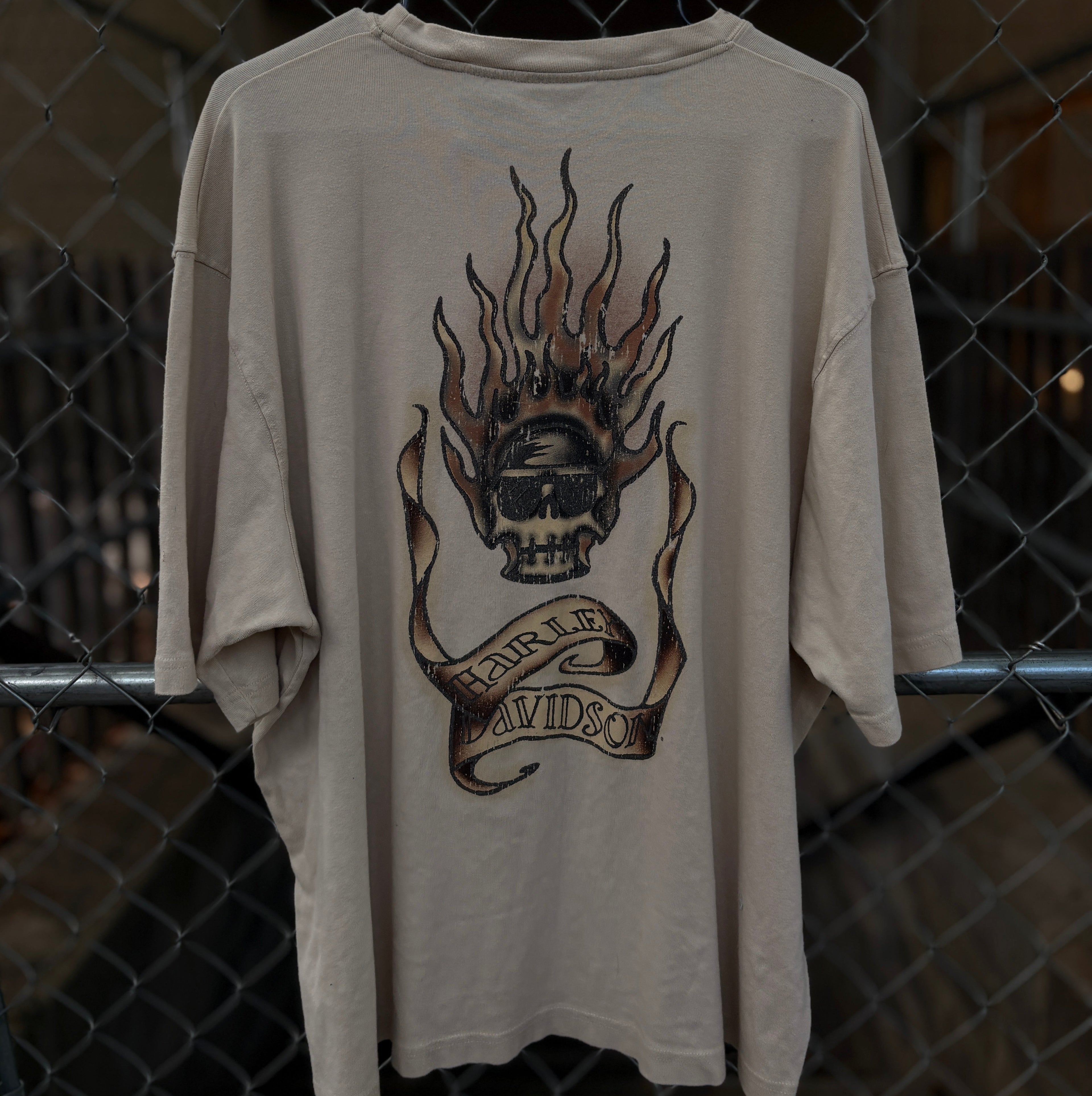 FLAMING SKULL tee