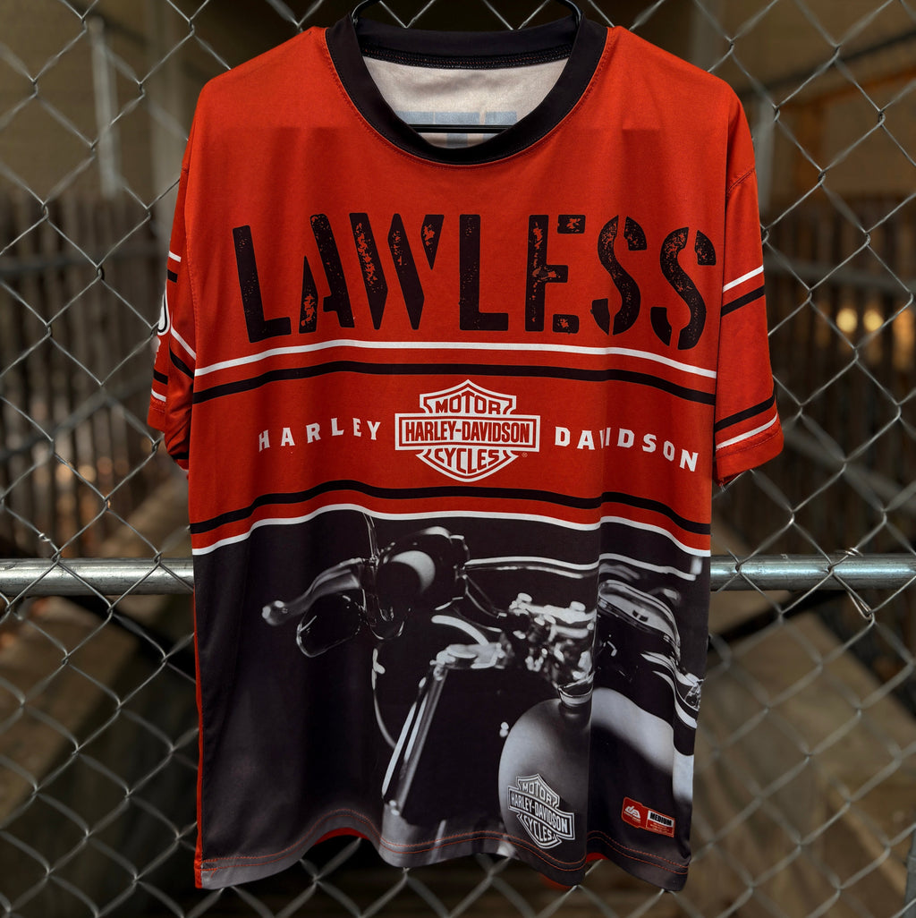 LAWLESS tee